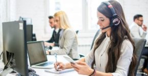 Cómo trabajar como teleoperador (iStock)