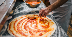 Incorpórate a la pizzería de moda (iStock)